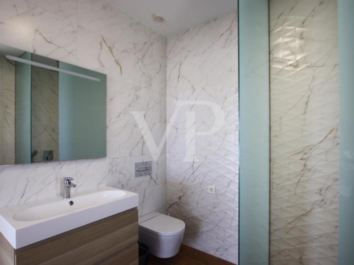 Image No.24-4 Bed Villa for sale