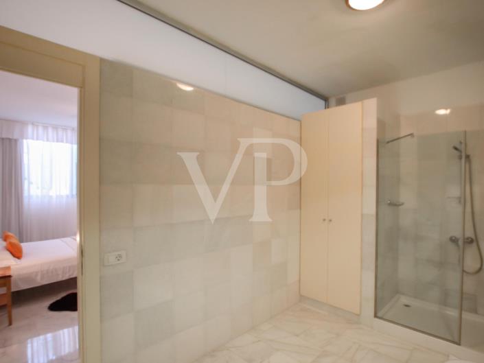 Image No.20-5 Bed Villa for sale