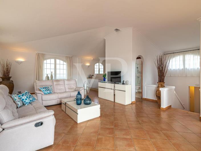 Image No.12-4 Bed Villa for sale