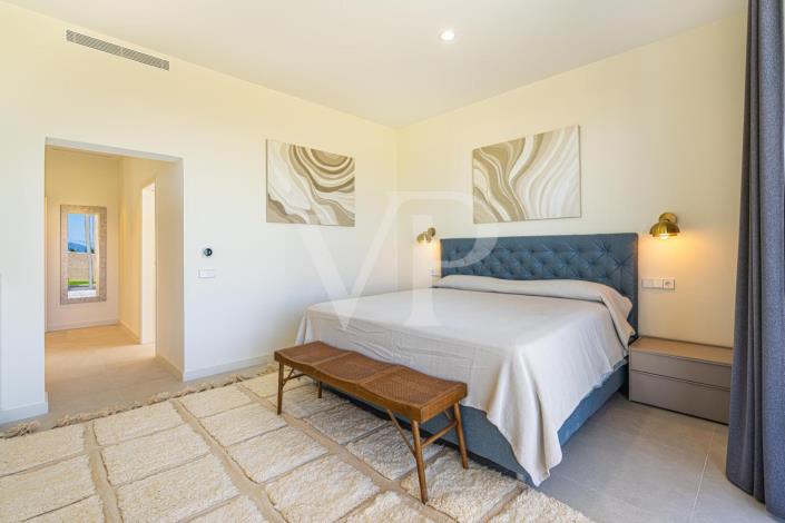 Image No.32-4 Bed Villa for sale