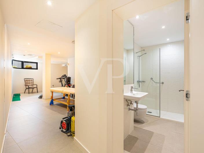 Image No.43-5 Bed Villa for sale