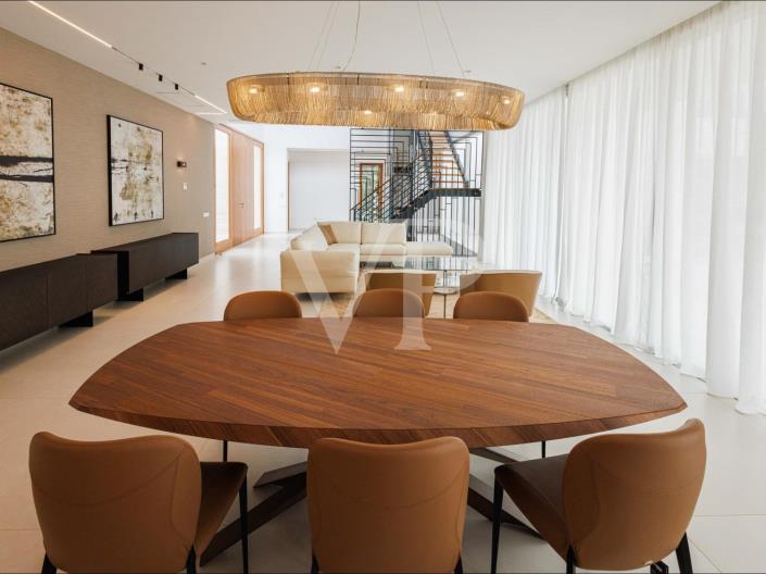 Image No.24-4 Bed Villa for sale