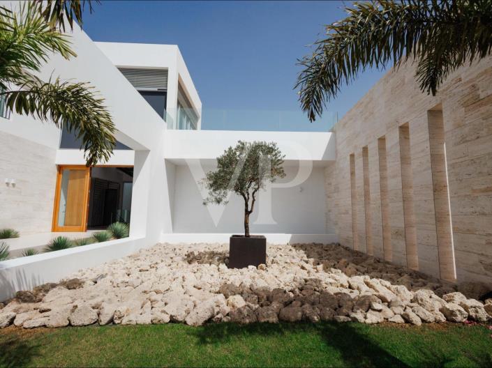 Image No.43-4 Bed Villa for sale