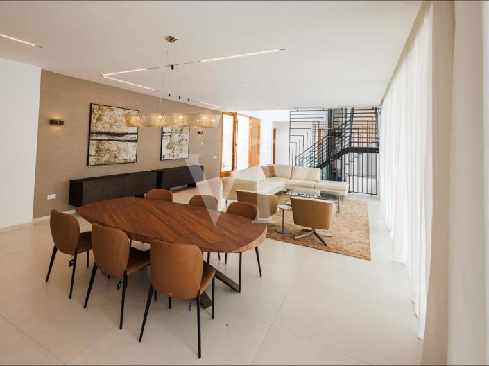 Image No.21-4 Bed Villa for sale