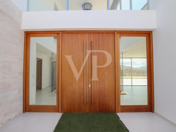 Image No.40-4 Bed Villa for sale