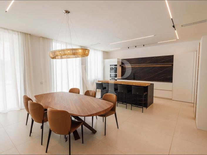 Image No.17-4 Bed Villa for sale