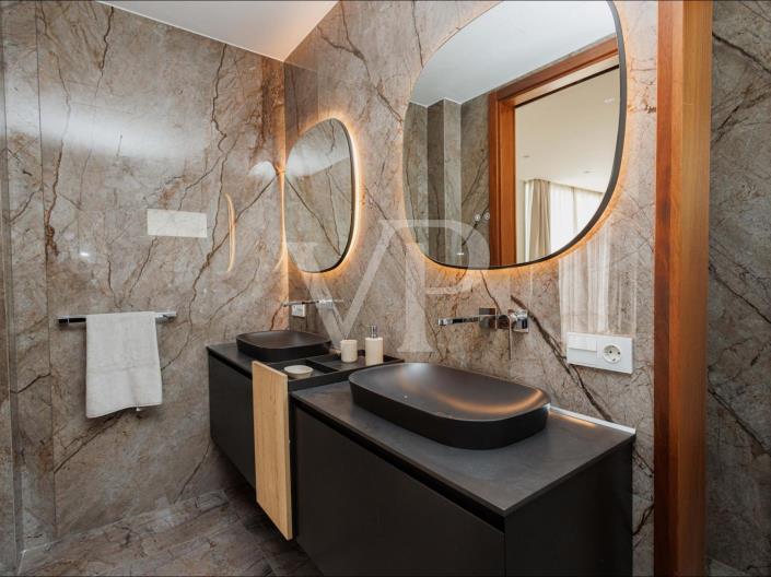 Image No.27-4 Bed Villa for sale