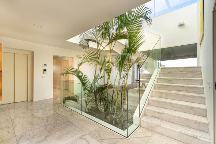 Image No.4-5 Bed Villa for sale