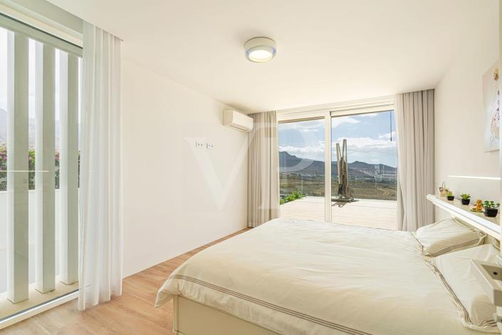 Image No.18-5 Bed Villa for sale