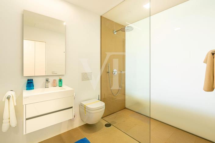 Image No.27-5 Bed Villa for sale