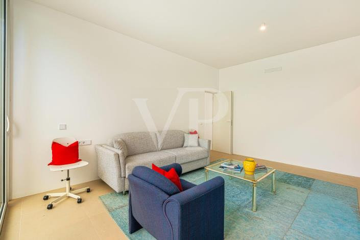 Image No.52-5 Bed Villa for sale