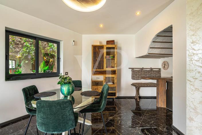 Image No.12-2 Bed Country House for sale