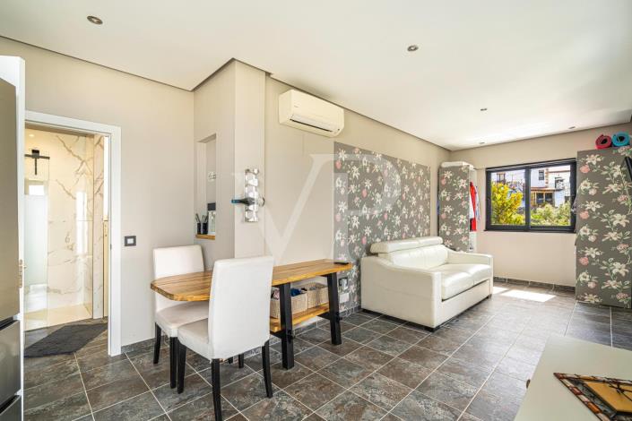 Image No.37-2 Bed Country House for sale