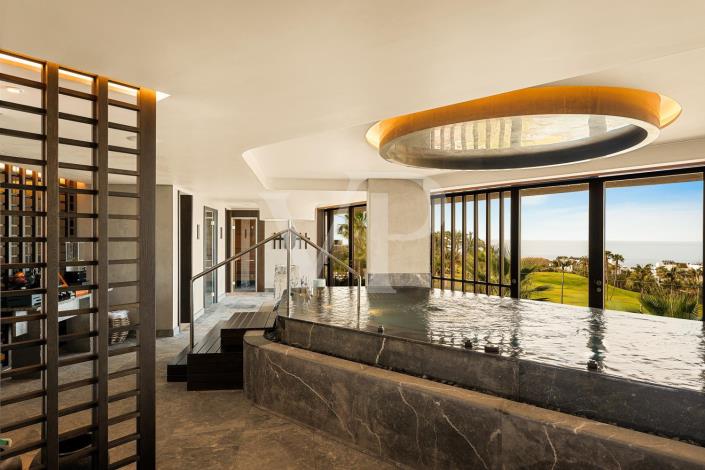 Image No.20-3 Bed Penthouse for sale