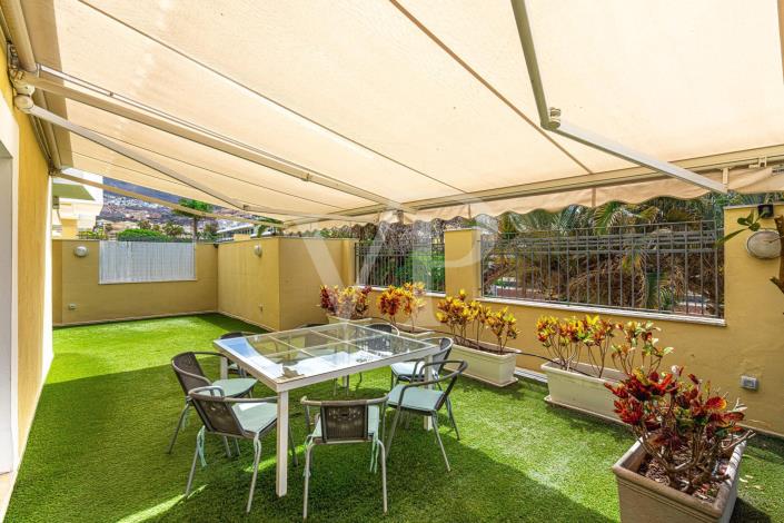 Image No.3-Jumelé de 5 chambres à vendre à Adeje