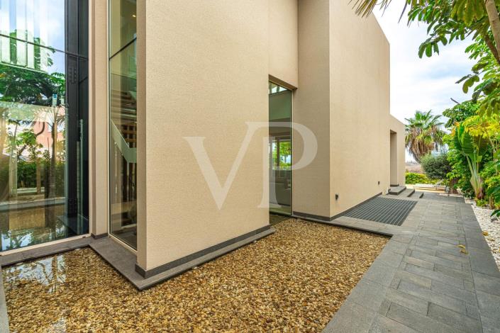 Image No.11-5 Bed Villa for sale