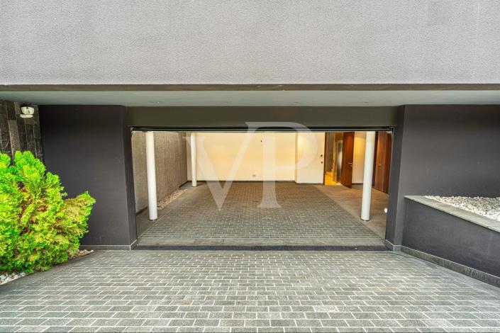 Image No.14-5 Bed Villa for sale