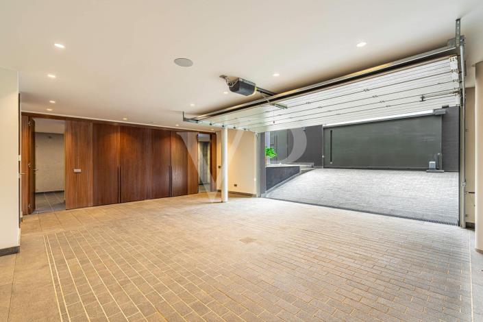 Image No.15-5 Bed Villa for sale