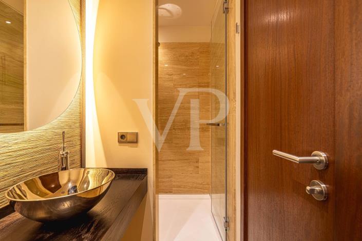 Image No.32-5 Bed Villa for sale