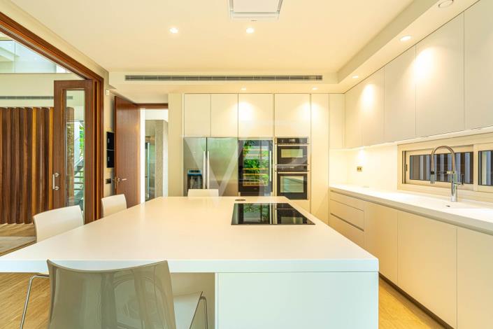 Image No.36-5 Bed Villa for sale