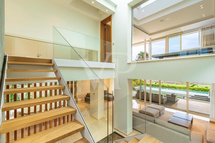 Image No.45-5 Bed Villa for sale