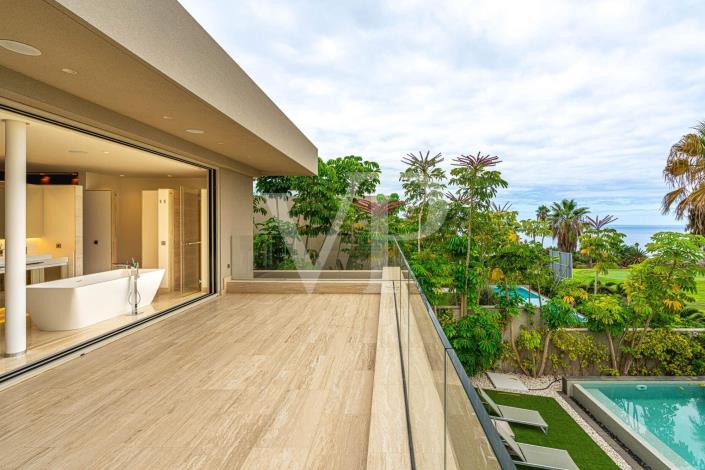 Image No.61-5 Bed Villa for sale