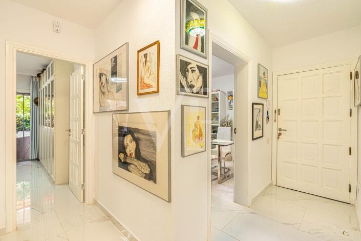 Image No.21-2 Bed Apartment for sale