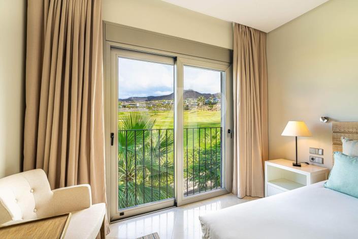 Image No.25-2 Bed Apartment for sale