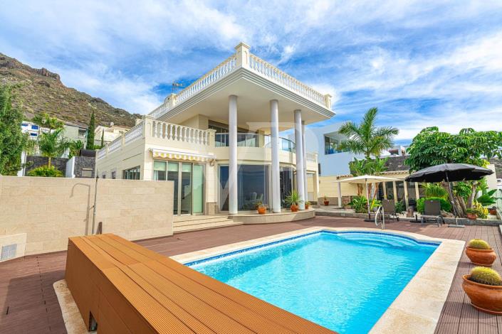 Image No.3-4 Bed Villa for sale