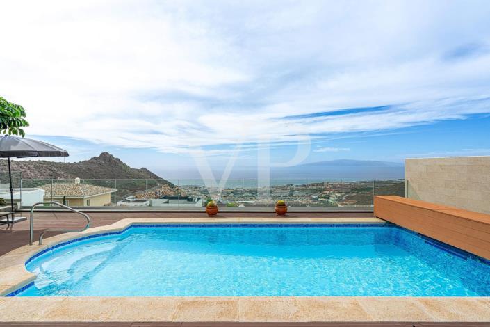 Image No.4-4 Bed Villa for sale