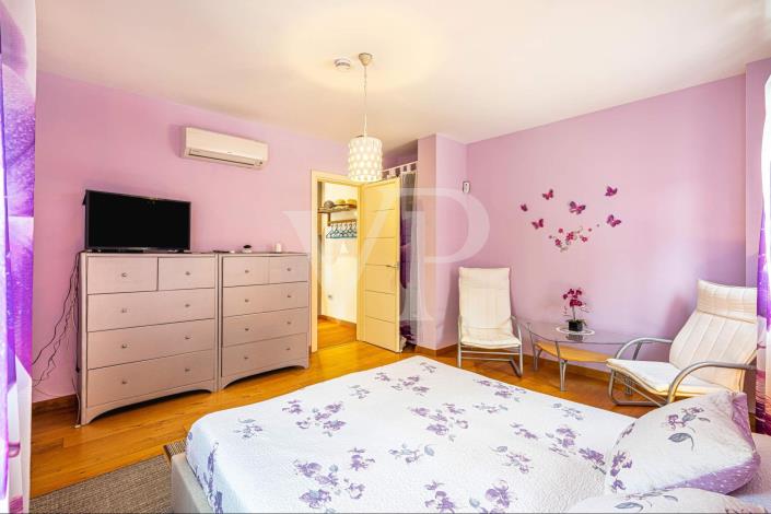 Image No.25-4 Bed Villa for sale