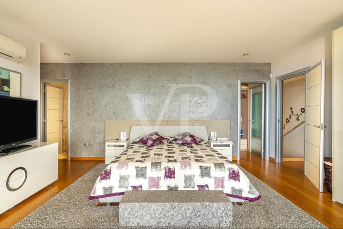 Image No.30-4 Bed Villa for sale