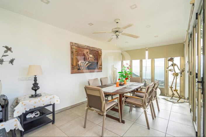 Image No.48-4 Bed Villa for sale