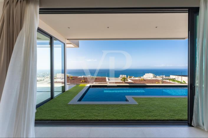 Image No.5-5 Bed House/Villa for sale