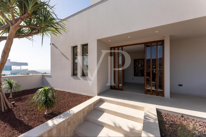 Image No.7-5 Bed House/Villa for sale