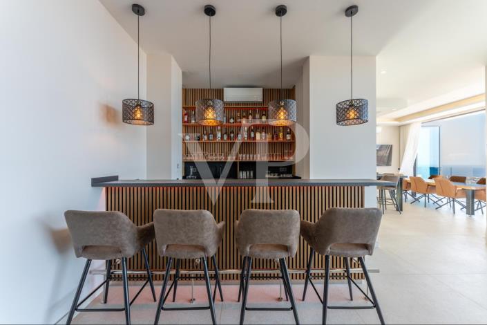 Image No.10-5 Bed House/Villa for sale