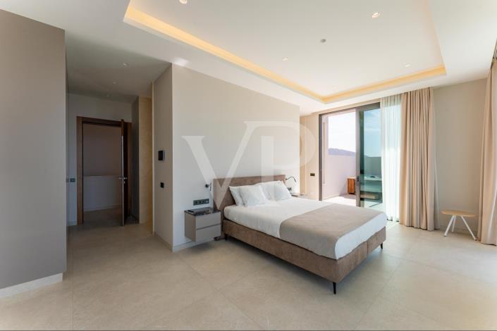 Image No.41-5 Bed House/Villa for sale