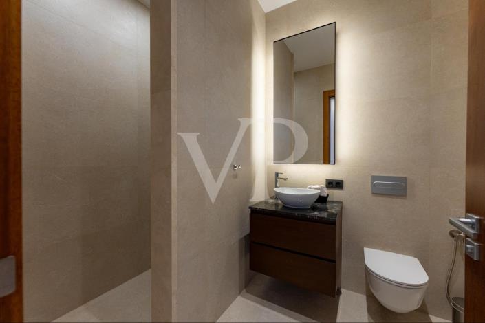 Image No.50-5 Bed House/Villa for sale