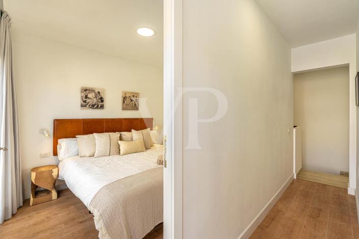 Image No.16-3 Bed Maisonette for sale