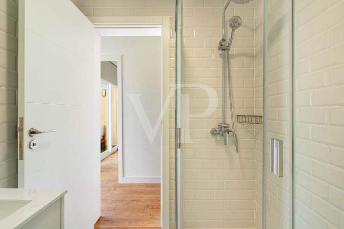 Image No.20-3 Bed Maisonette for sale