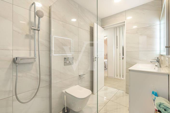 Image No.18-2 Bed Apartment for sale