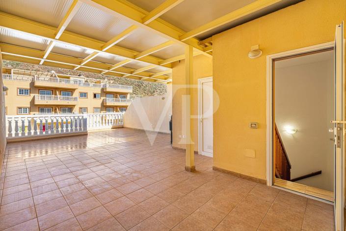 Image No.4-2 Bed Maisonette for sale