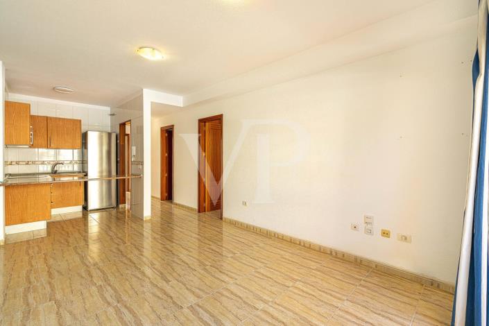 Image No.8-2 Bed Maisonette for sale