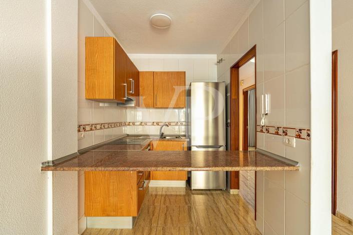 Image No.9-2 Bed Maisonette for sale