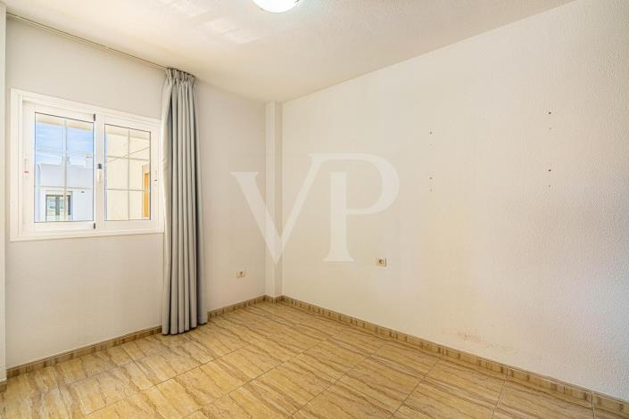 Image No.11-2 Bed Maisonette for sale