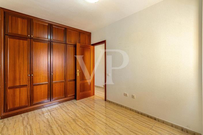 Image No.12-2 Bed Maisonette for sale