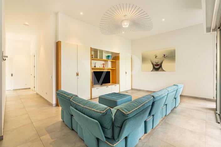 Image No.20-5 Bed Villa for sale