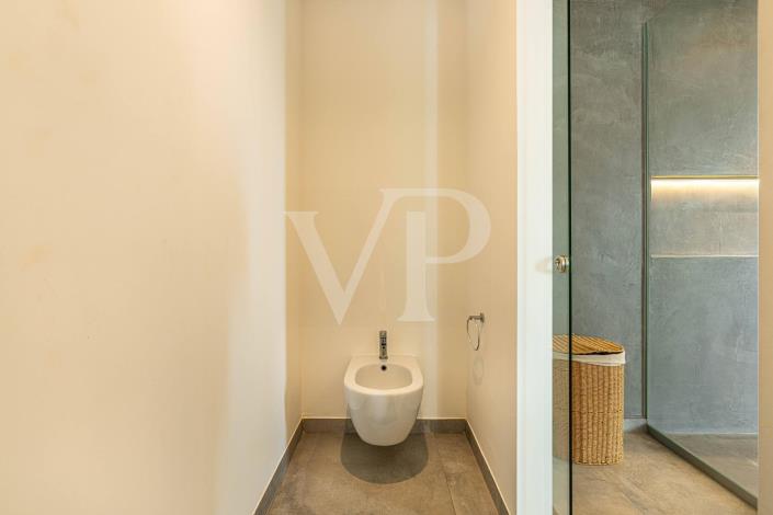 Image No.37-5 Bed Villa for sale