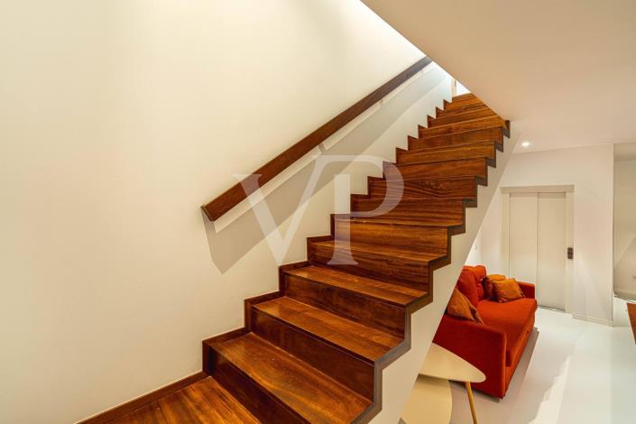 Image No.42-5 Bed Villa for sale