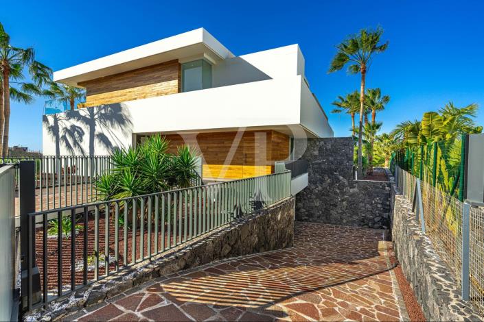 Image No.46-5 Bed Villa for sale